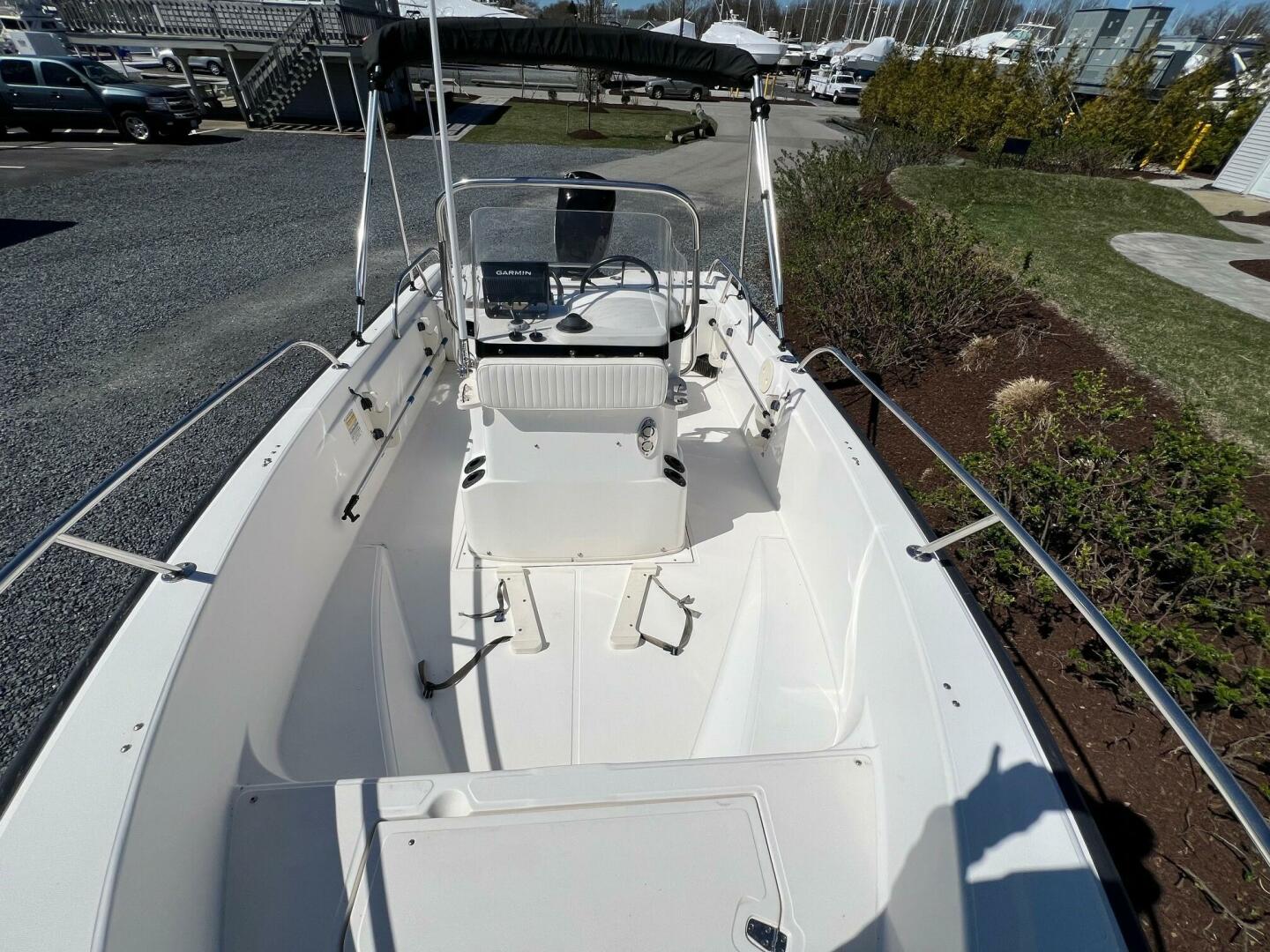 Slide: The Image of Boston Whaler 18 2003 - 5255371