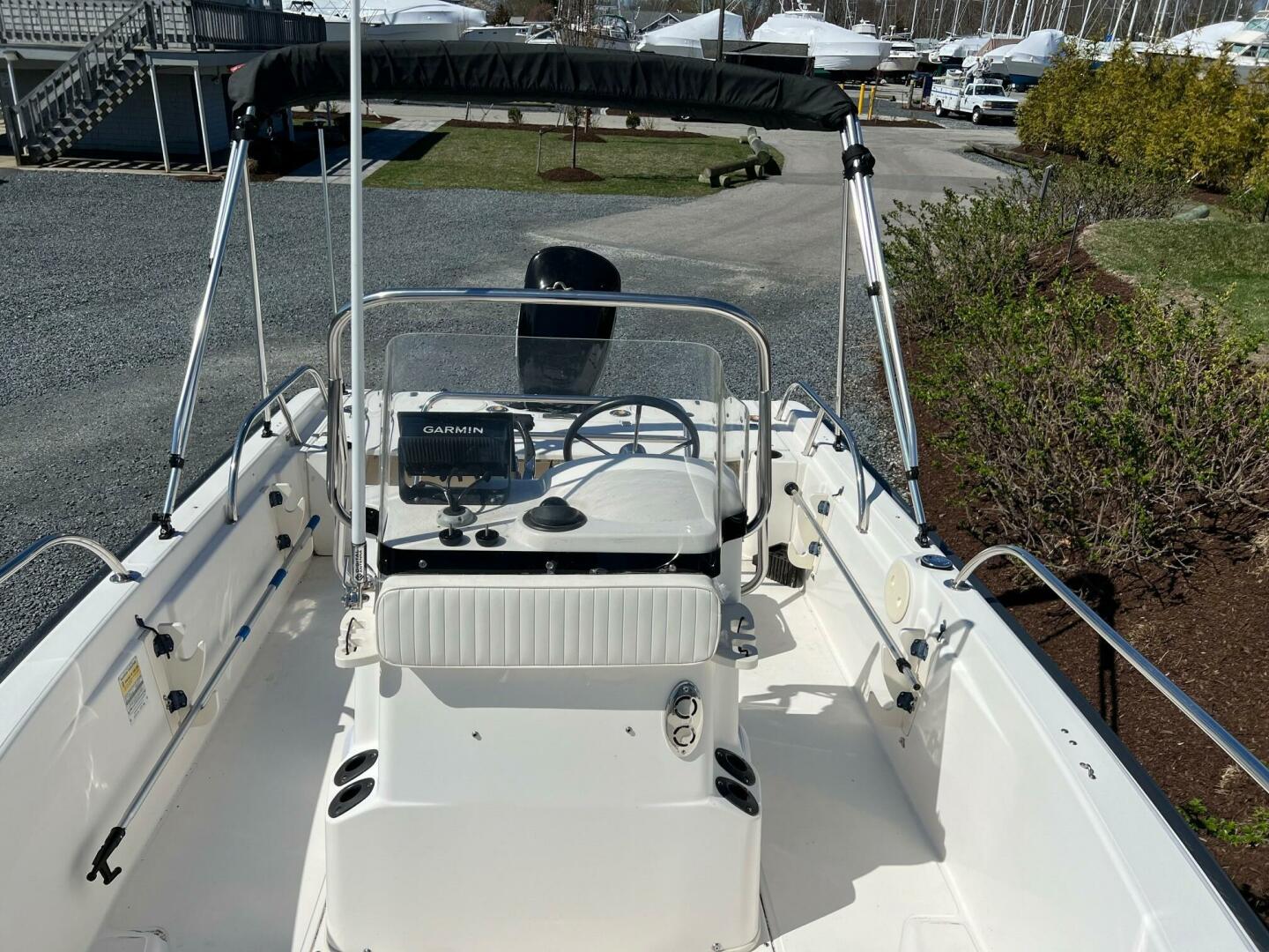 Slide: The Image of Boston Whaler 18 2003 - 5255373
