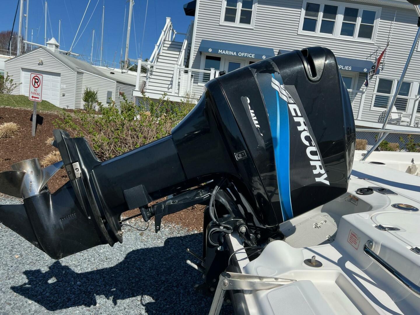 Slide: The Image of Boston Whaler 18 2003 - 5255383