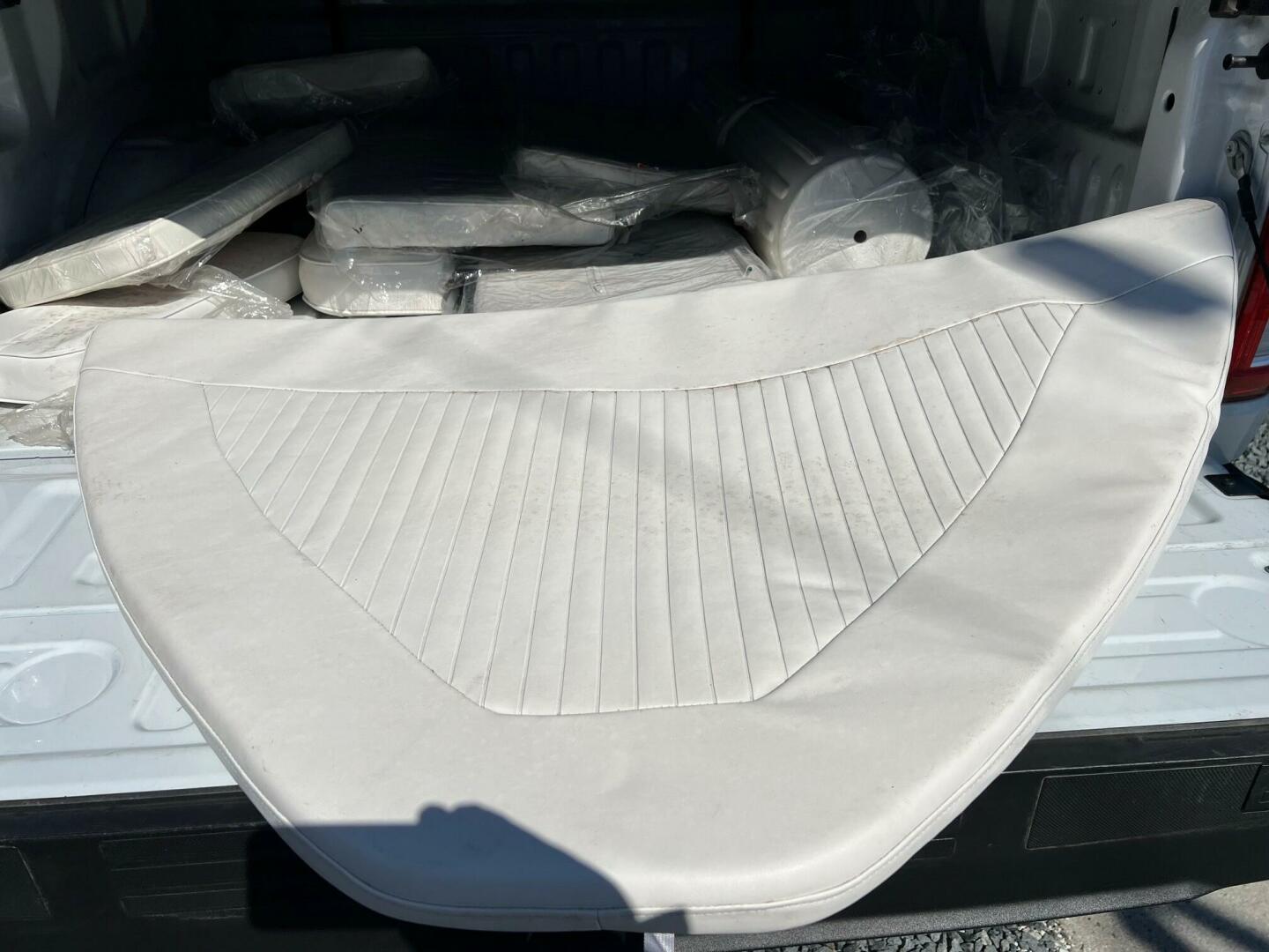 Slide: The Image of Boston Whaler 18 2003 - 5255386