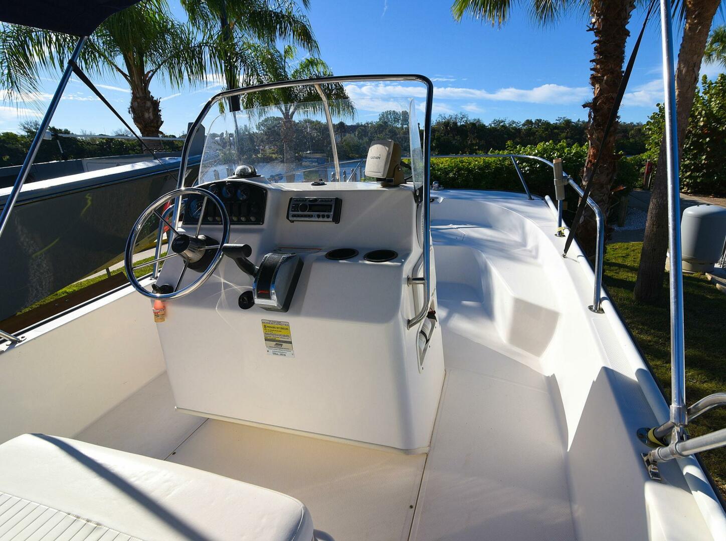 Slide: The Image of Boston Whaler 190 Montauk 2009 - 4896759