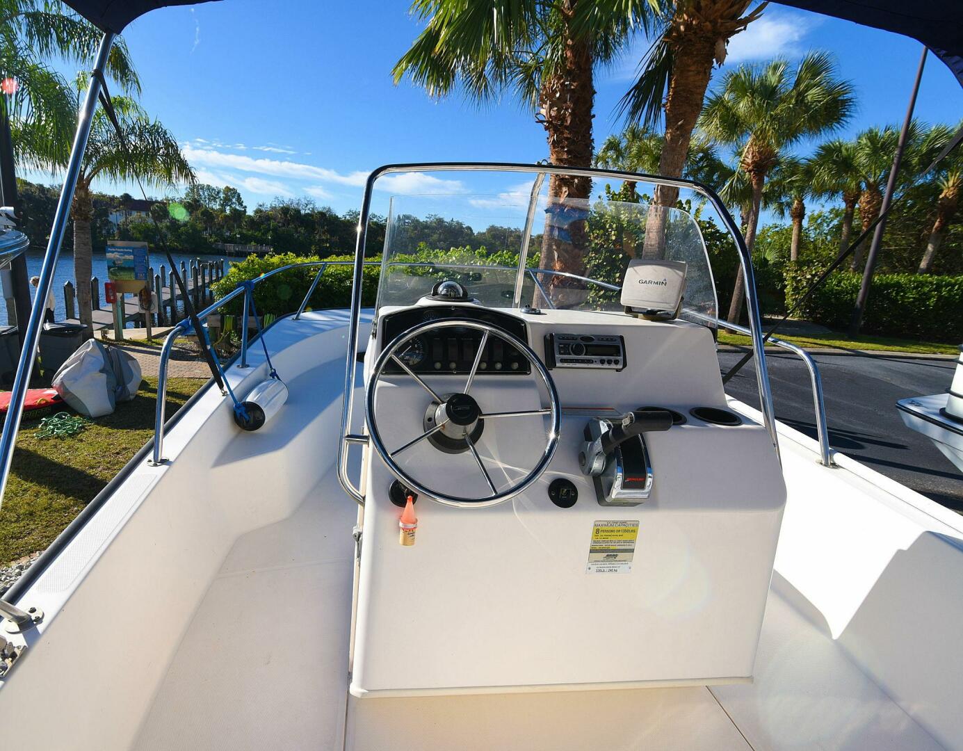 Slide: The Image of Boston Whaler 190 Montauk 2009 - 4896760