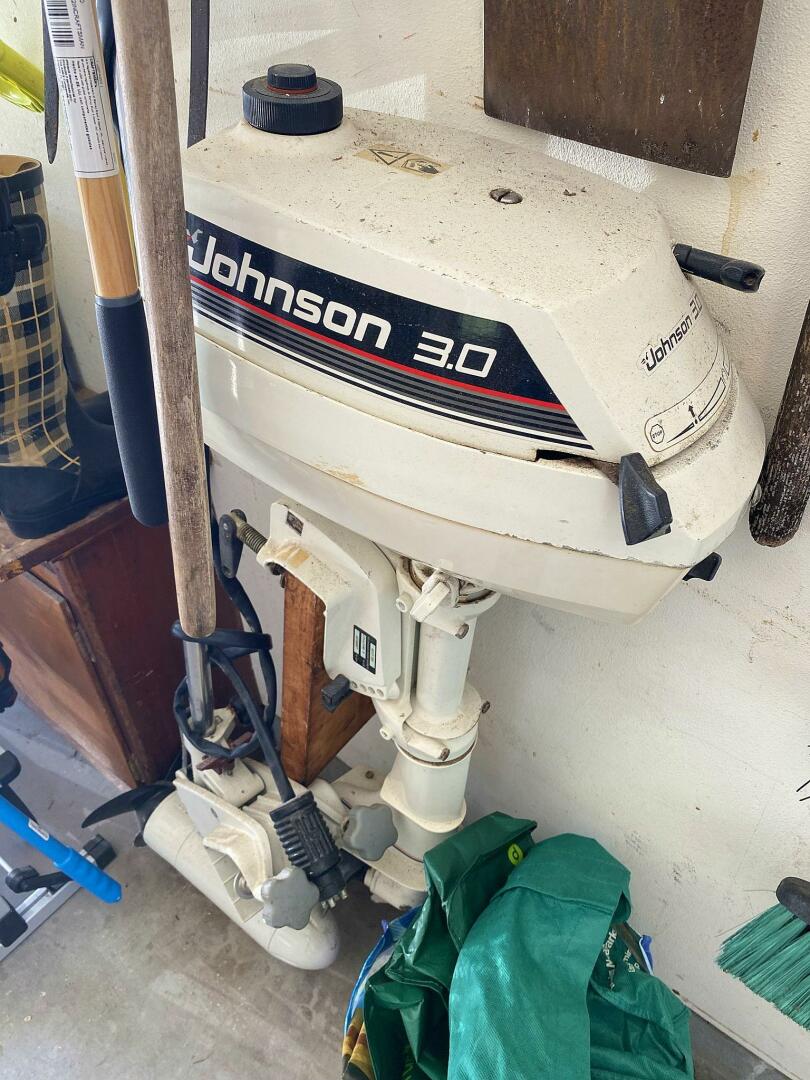 Slide: The Image of Boston Whaler 190 Montauk 2009 - 4896801