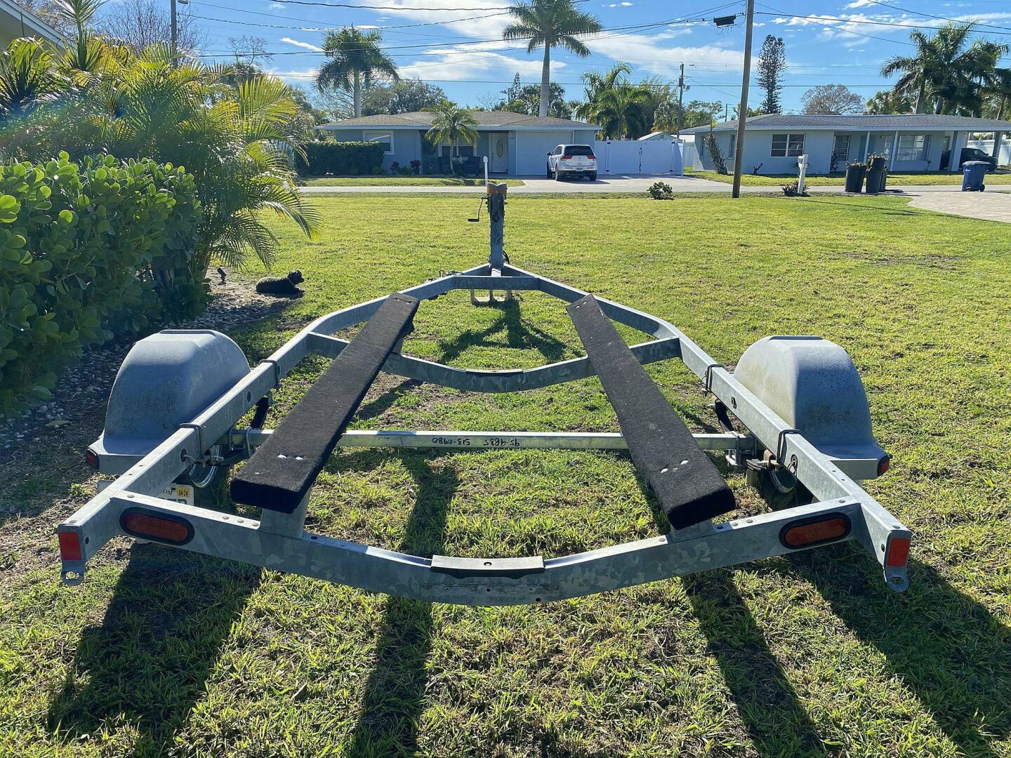 Slide: The Image of Boston Whaler 190 Montauk 2009 - 4896818