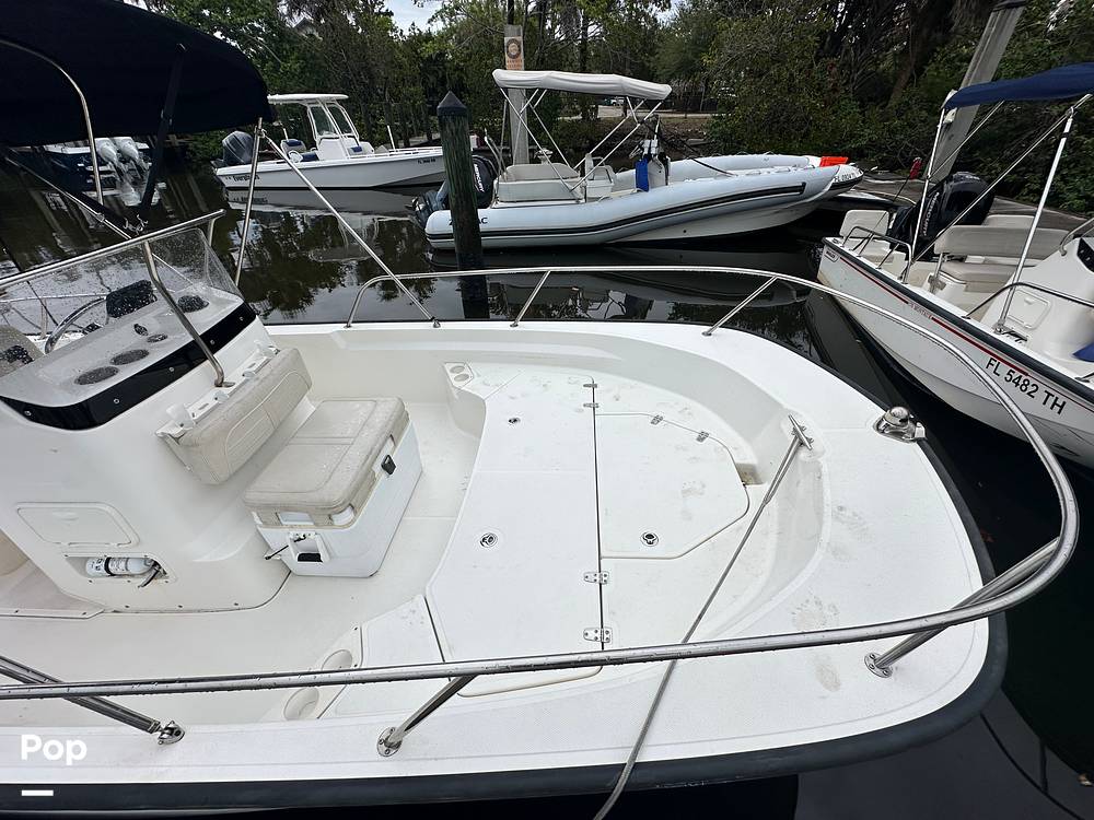 Slide: The Image of Boston Whaler 190 Montauk 2023 - 15455466