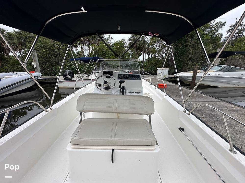 Slide: The Image of Boston Whaler 190 Montauk 2023 - 15455490