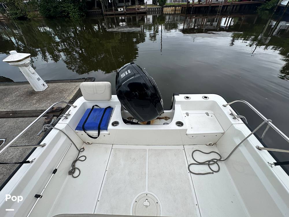 Slide: The Image of Boston Whaler 190 Montauk 2023 - 15455494
