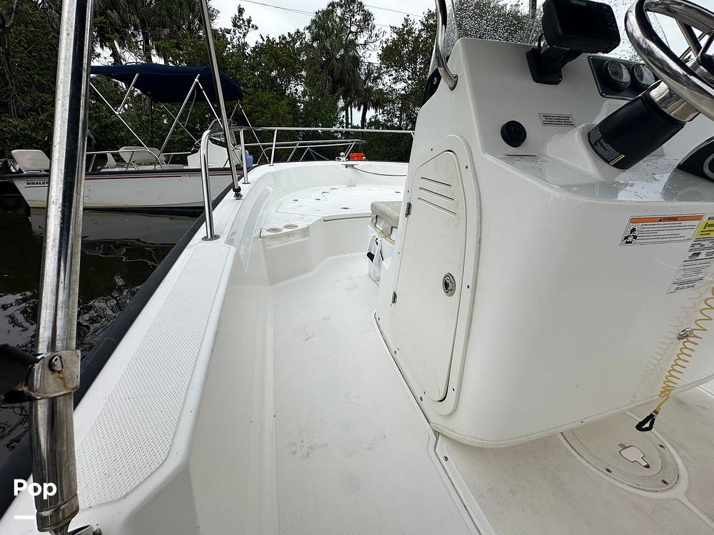Slide: The Image of Boston Whaler 190 Montauk 2023 - 15455496