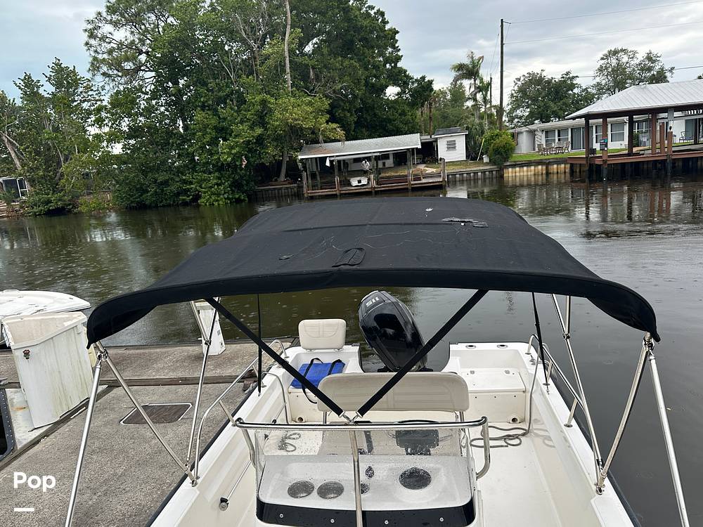 Slide: The Image of Boston Whaler 190 Montauk 2023 - 15455504
