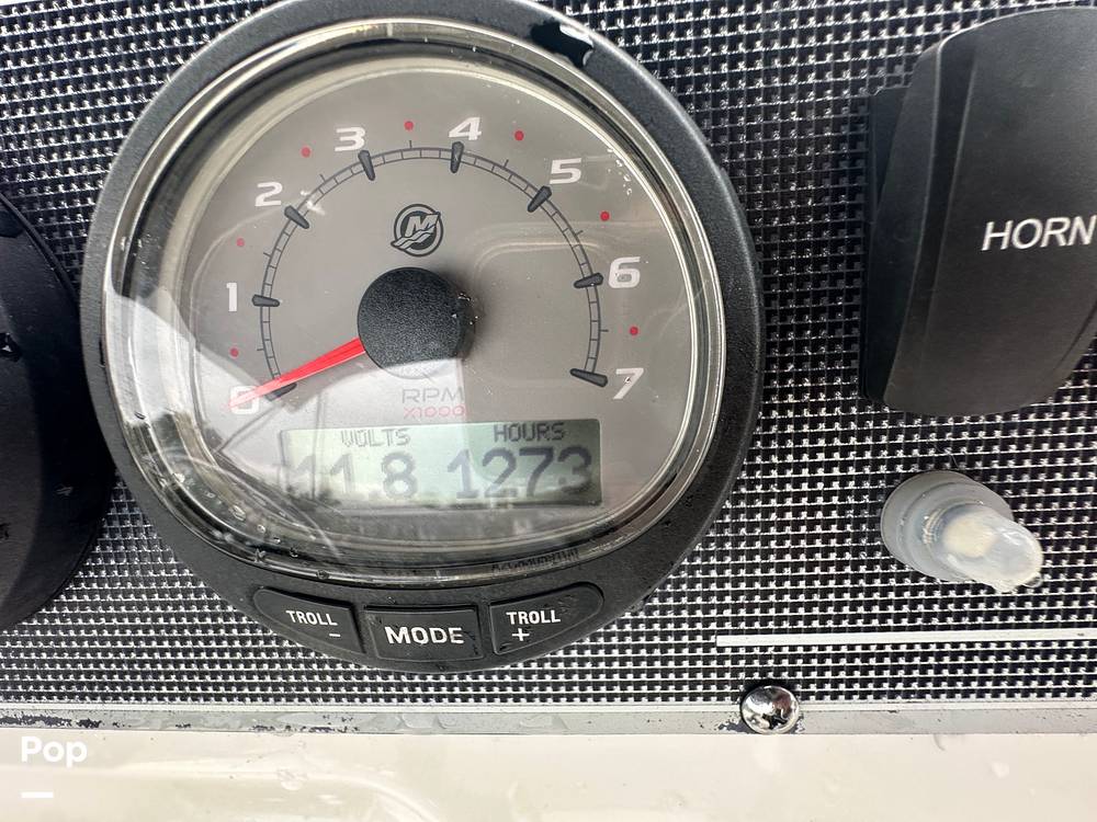 Slide: The Image of Boston Whaler 190 Montauk 2023 - 15455513