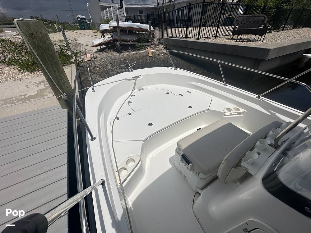 Slide: The Image of Boston Whaler 190 Montauk 2023 - 15647260