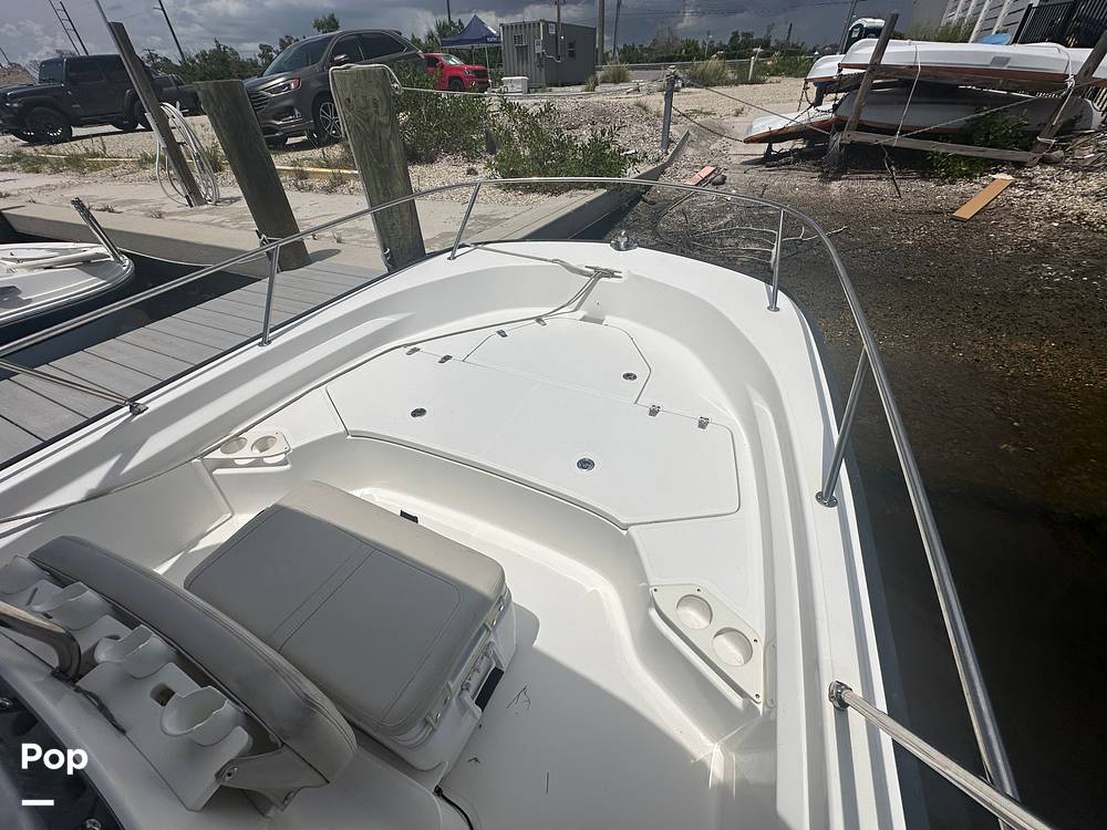 Slide: The Image of Boston Whaler 190 Montauk 2023 - 15647261