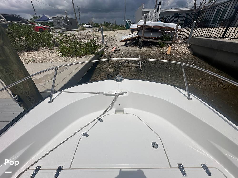 Slide: The Image of Boston Whaler 190 Montauk 2023 - 15647262
