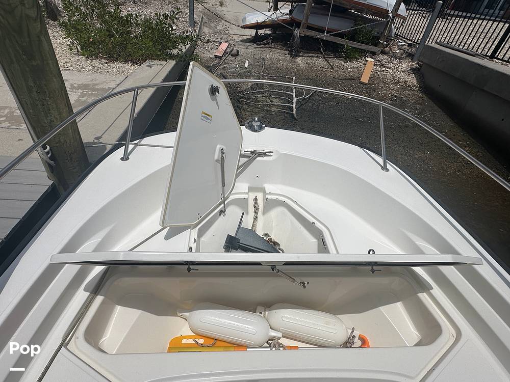 Slide: The Image of Boston Whaler 190 Montauk 2023 - 15647265