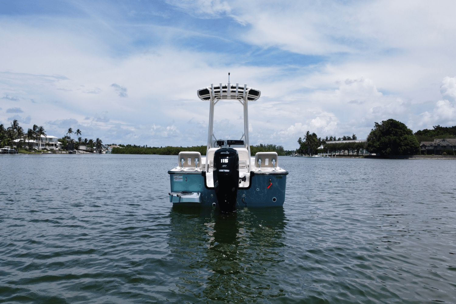 Slide: The Image of Boston Whaler 190 Montauk 2024 - 6