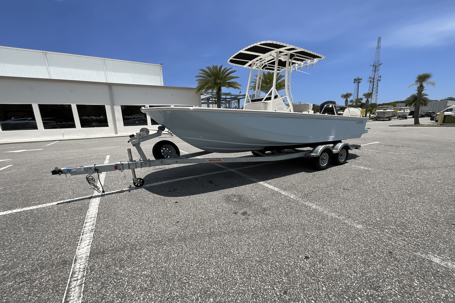 Slide: The Image of Boston Whaler 190 Montauk 2025 - 0