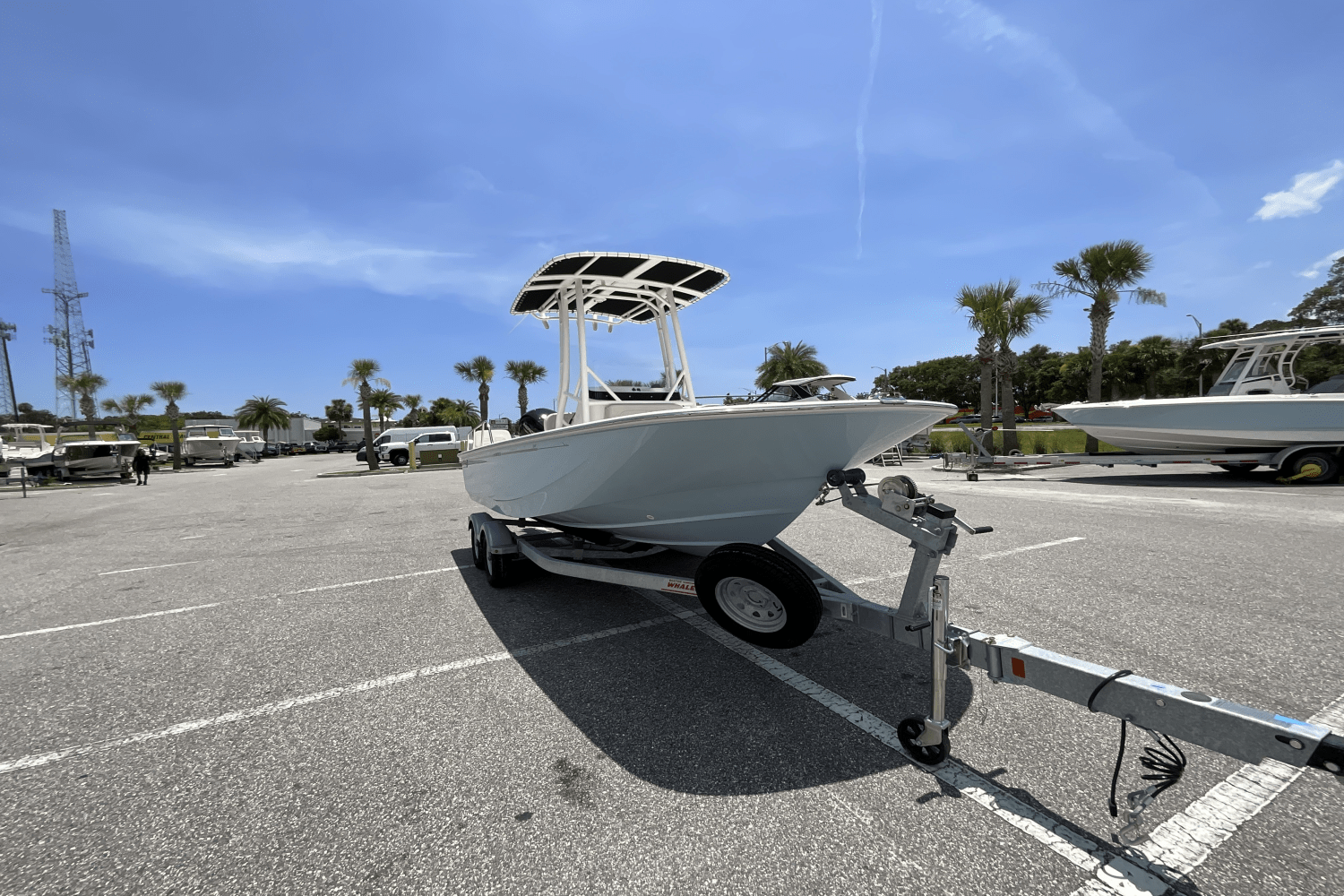 Slide: The Image of Boston Whaler 190 Montauk 2025 - 1