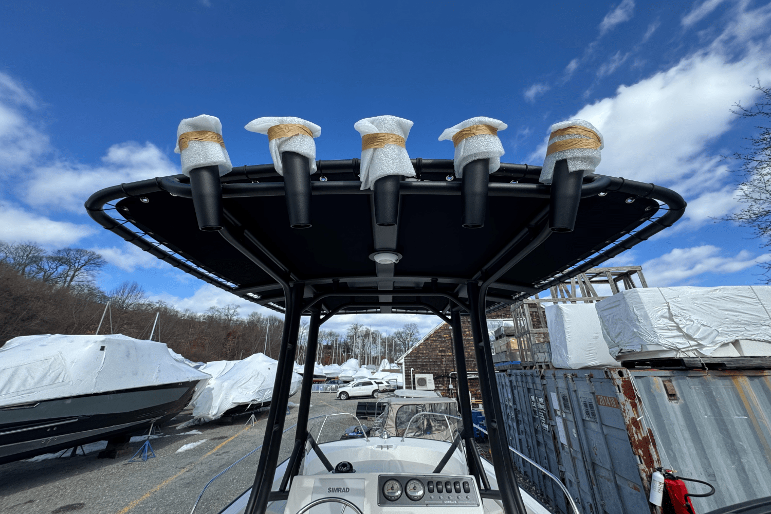 Slide: The Image of Boston Whaler 190 Montauk 2025 - 16