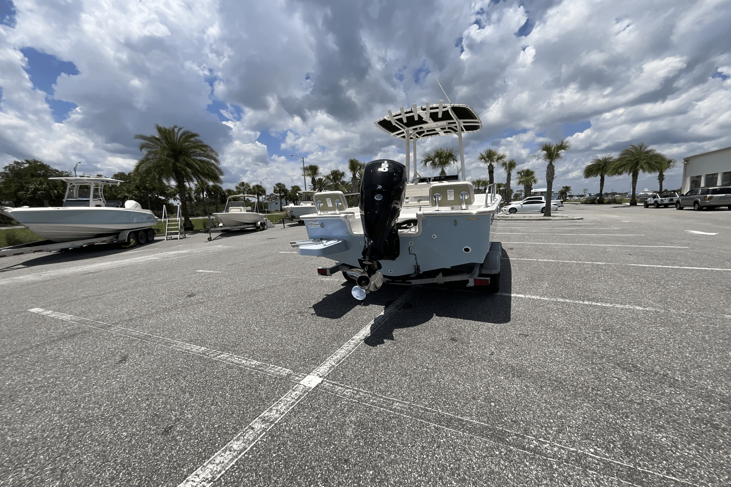 Slide: The Image of Boston Whaler 190 Montauk 2025 - 18