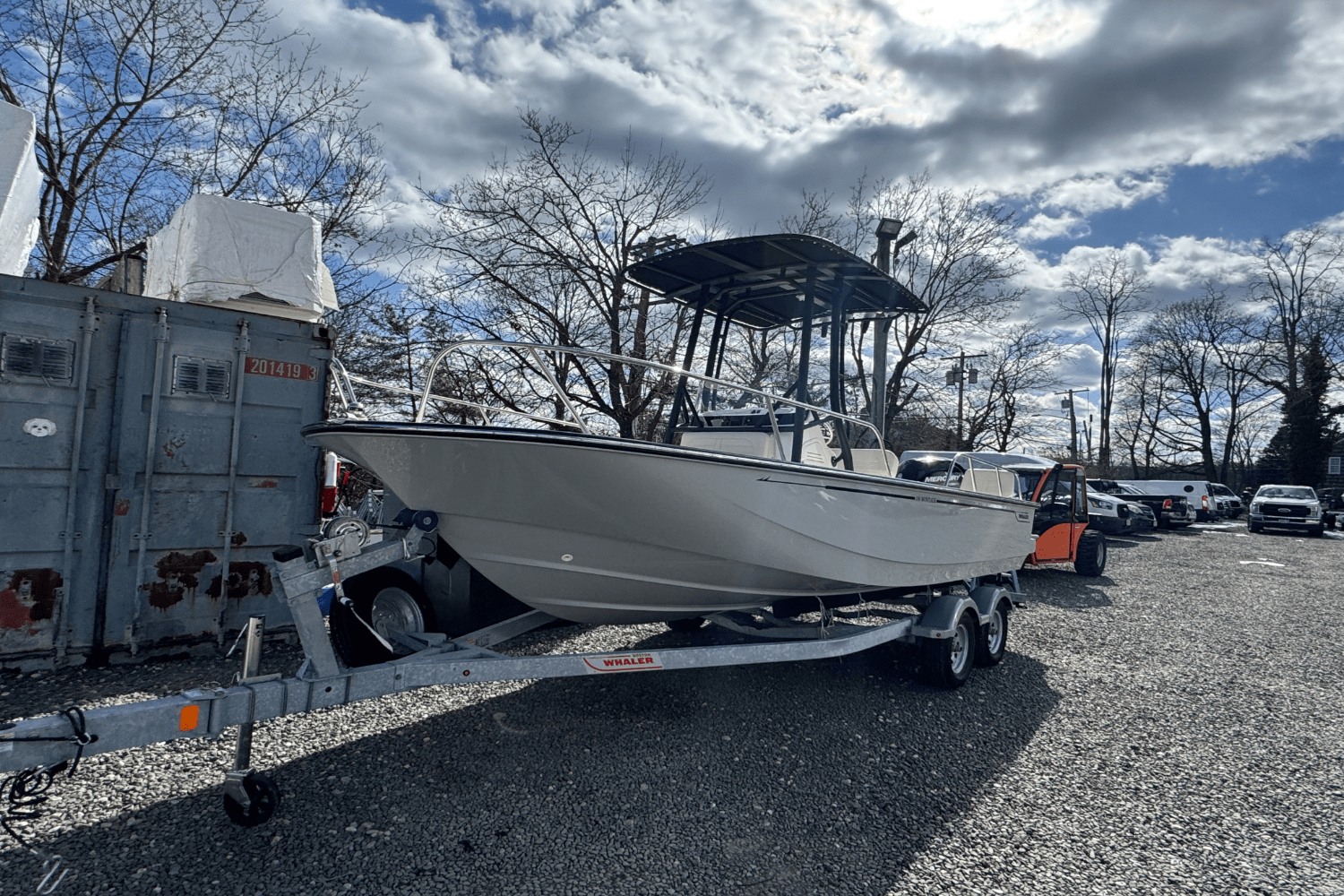 Slide: The Image of Boston Whaler 190 Montauk 2025 - 2