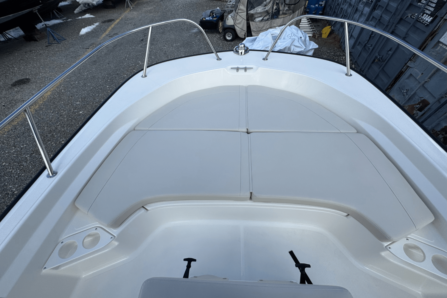Slide: The Image of Boston Whaler 190 Montauk 2025 - 24
