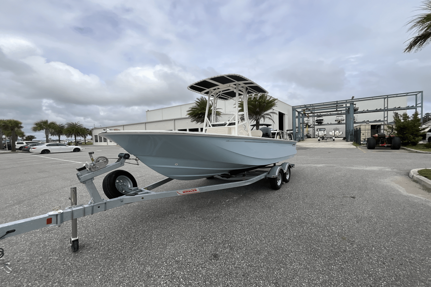 Slide: The Image of Boston Whaler 190 Montauk 2025 - 35