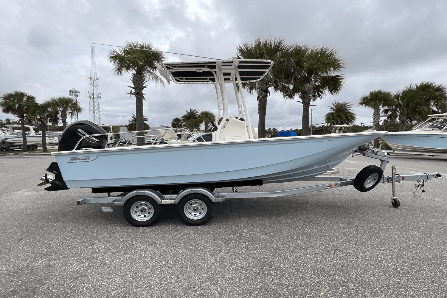 Slide: The Image of Boston Whaler 190 Montauk 2025 - 37