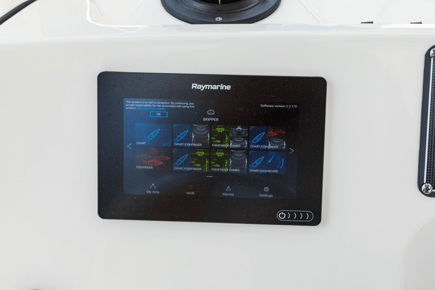 Slide: The Image of Boston Whaler 190 Montauk 2026 - 26