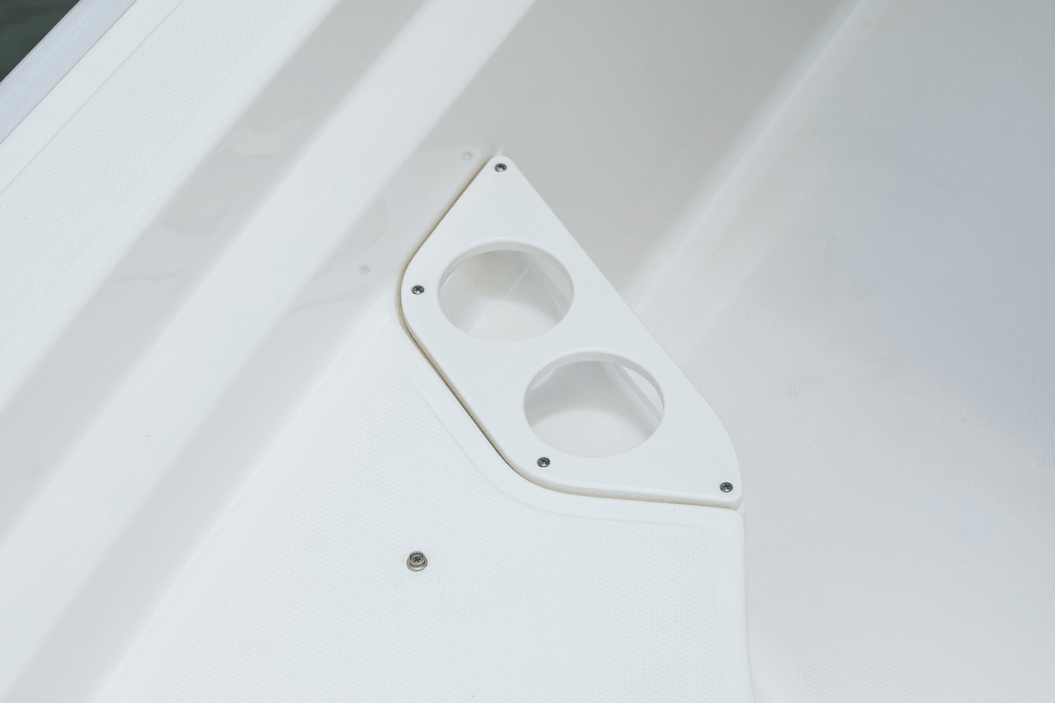 Slide: The Image of Boston Whaler 190 Montauk 2026 - 35