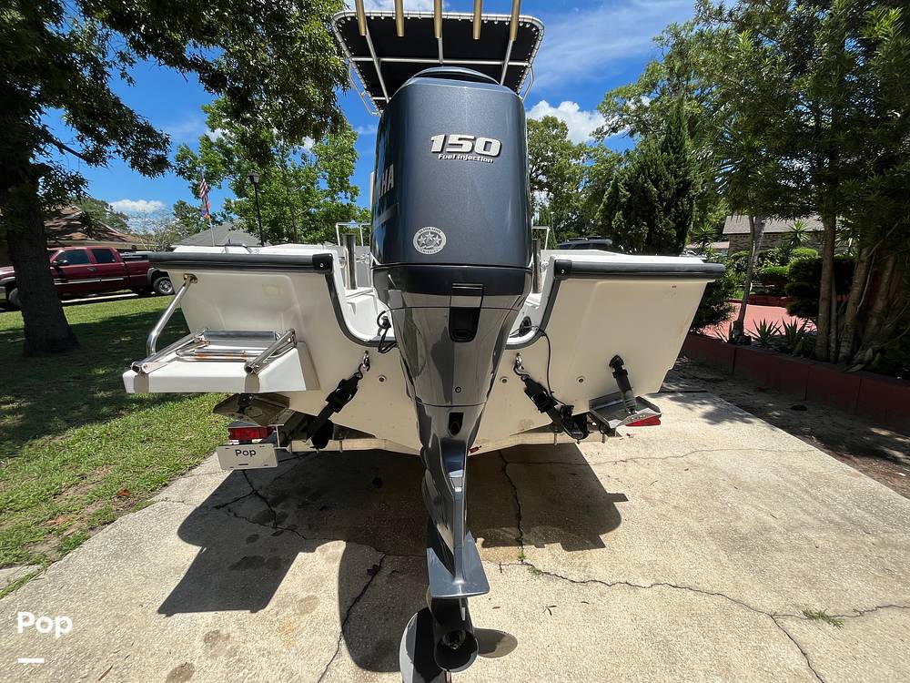 Slide: The Image of Boston Whaler 20 Outrage 1999 - 15456924