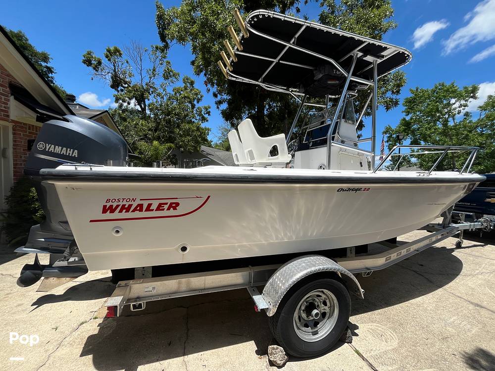 Slide: The Image of Boston Whaler 20 Outrage 1999 - 15456925