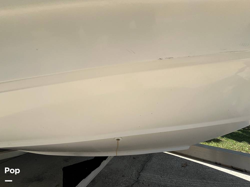 Slide: The Image of Boston Whaler 20 Outrage 1999 - 15456930