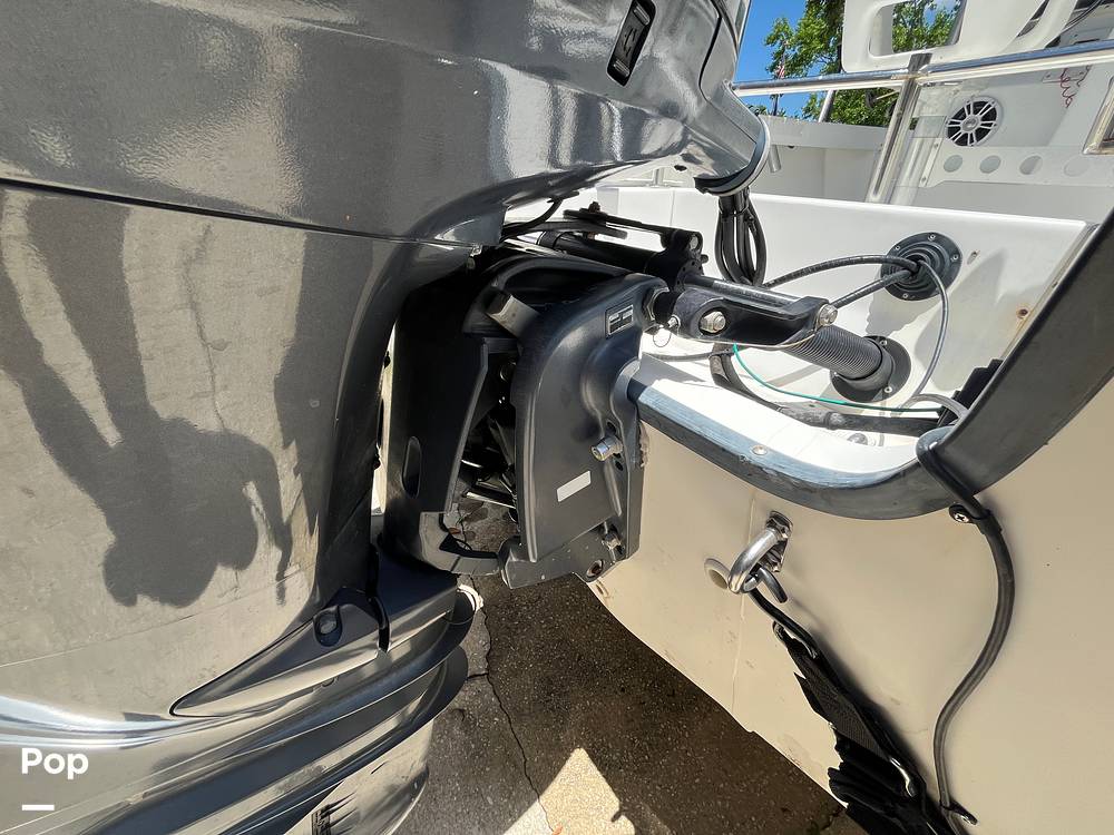 Slide: The Image of Boston Whaler 20 Outrage 1999 - 15456938