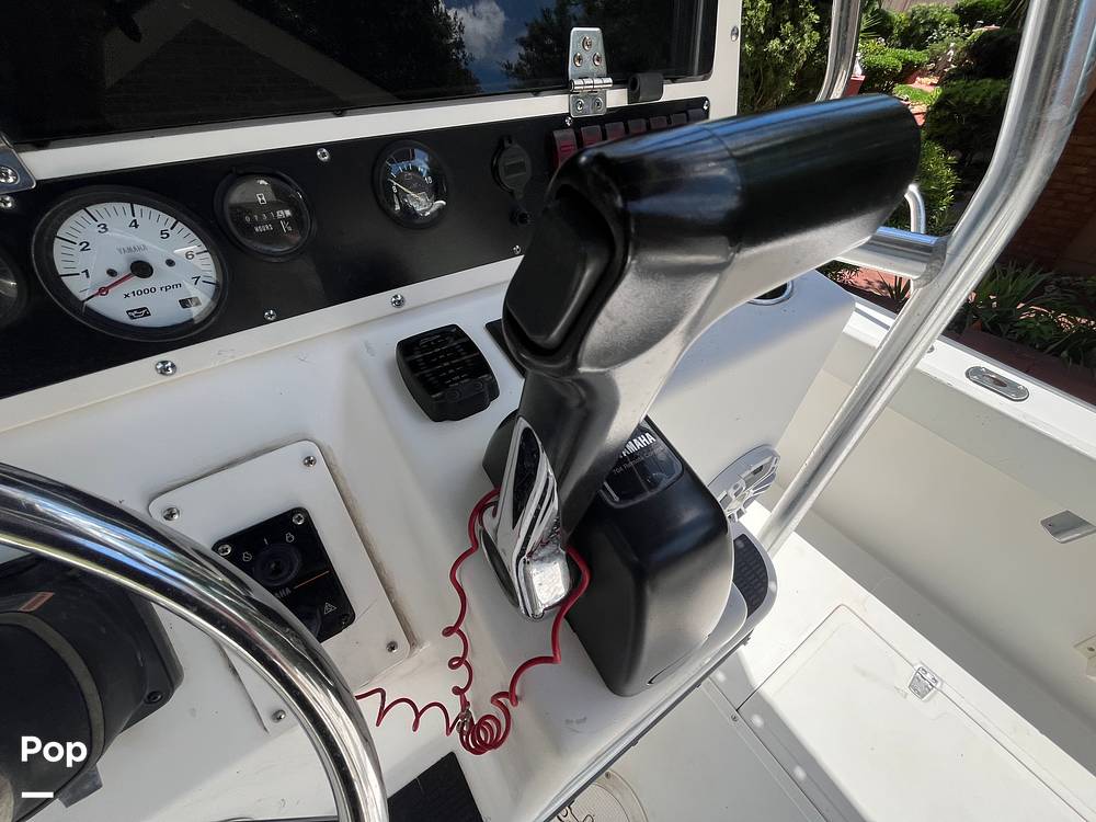 Slide: The Image of Boston Whaler 20 Outrage 1999 - 15456962