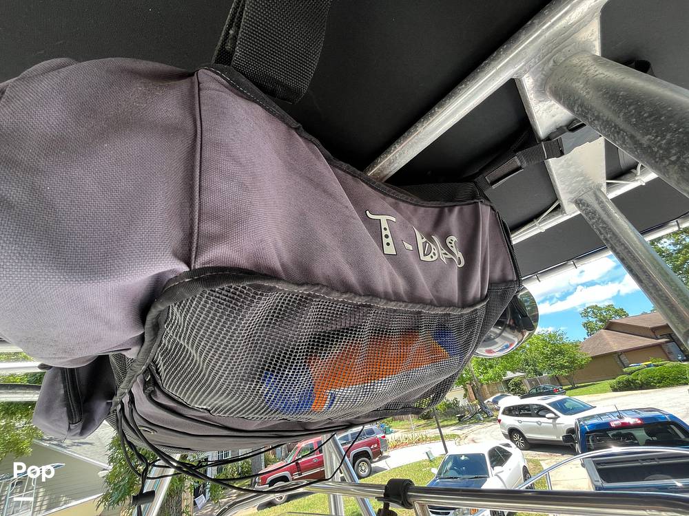 Slide: The Image of Boston Whaler 20 Outrage 1999 - 15456972