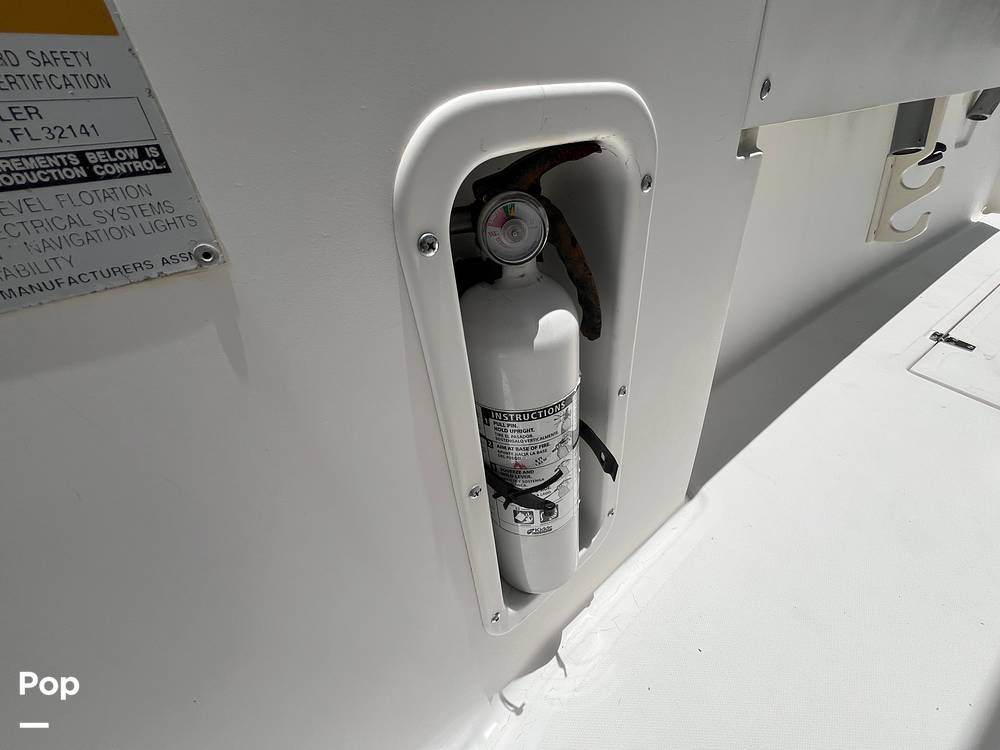 Slide: The Image of Boston Whaler 20 Outrage 1999 - 15456974