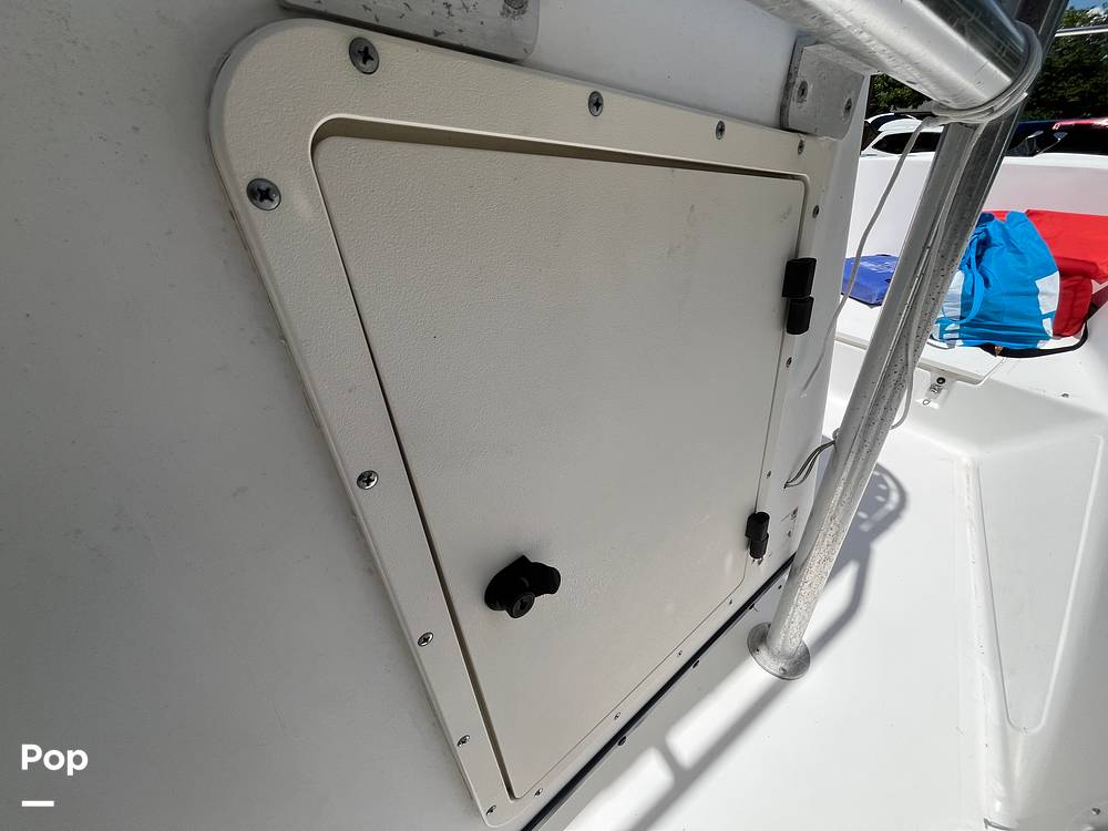 Slide: The Image of Boston Whaler 20 Outrage 1999 - 15456975