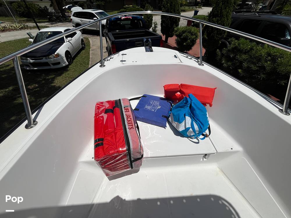 Slide: The Image of Boston Whaler 20 Outrage 1999 - 15457019