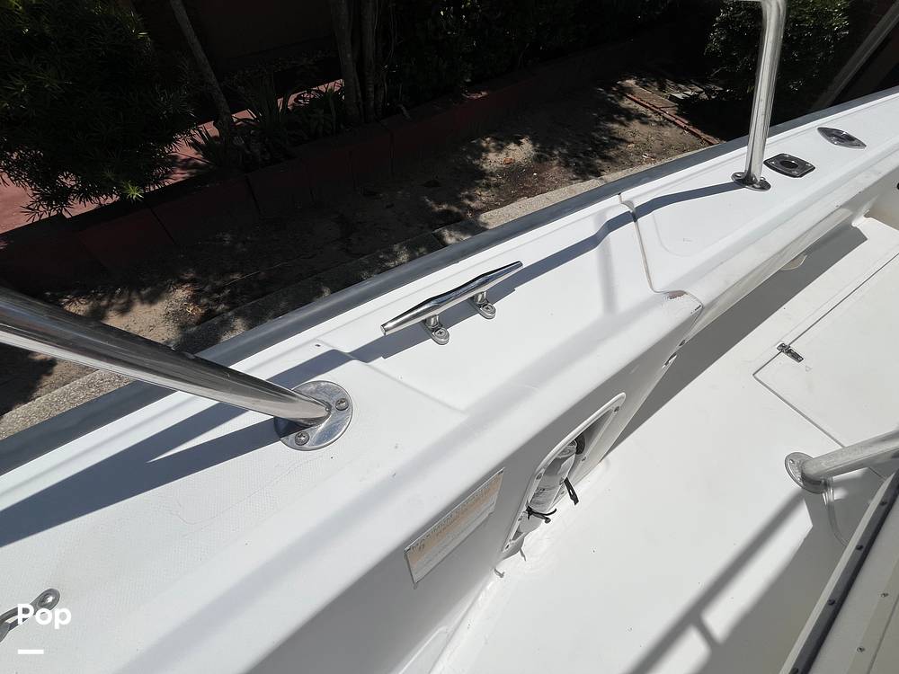 Slide: The Image of Boston Whaler 20 Outrage 1999 - 15457026