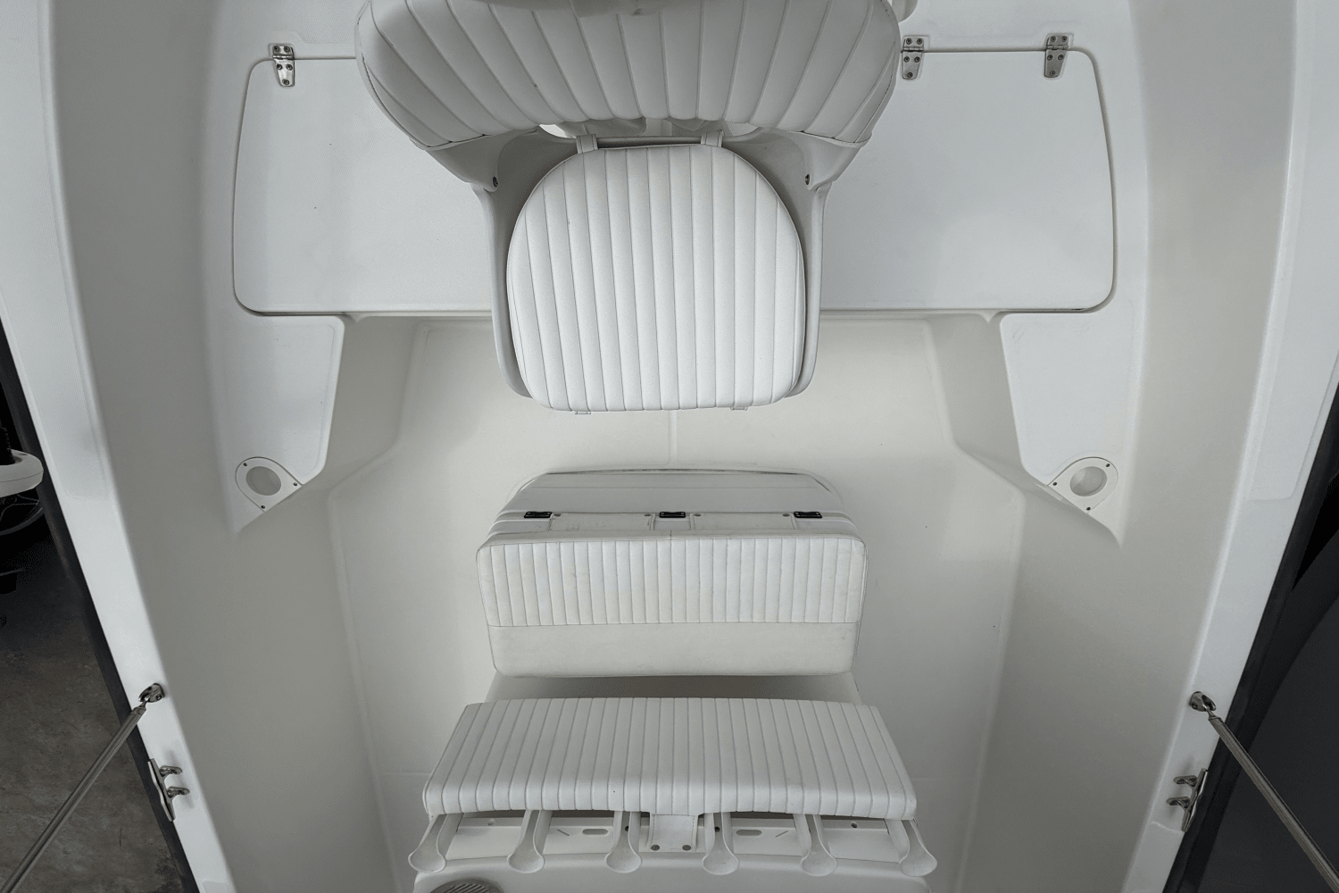 Slide: The Image of Boston Whaler 210 Montauk 2017 - 3