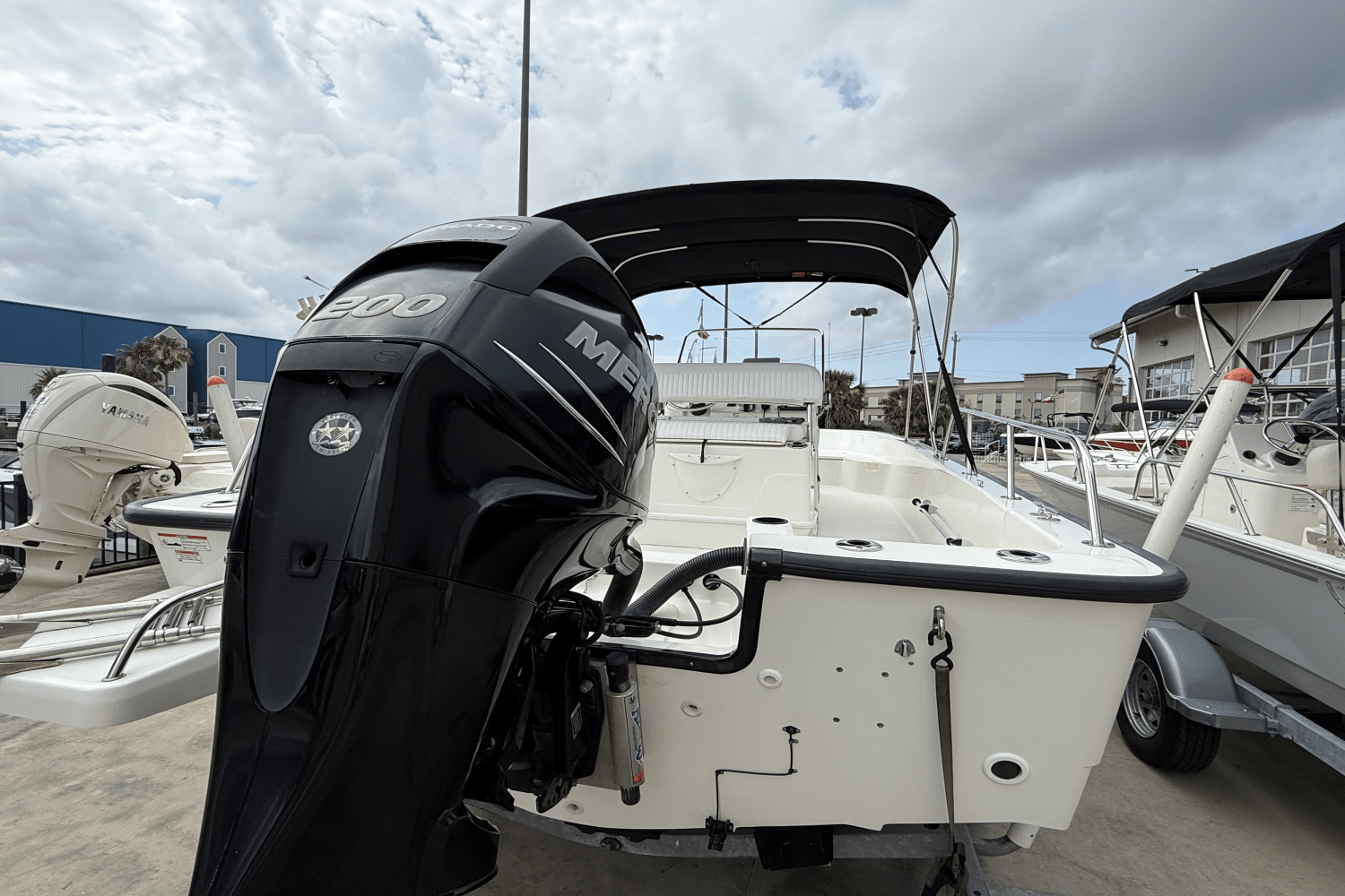 Slide: The Image of Boston Whaler 210 Montauk 2017 - 8
