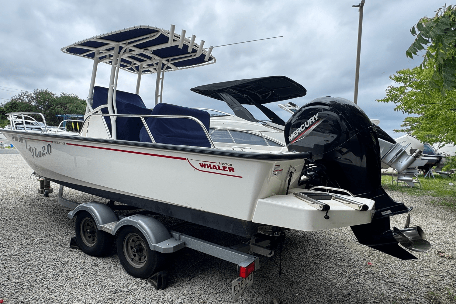Slide: The Image of Boston Whaler 210 MONTAUK 2019 - 2