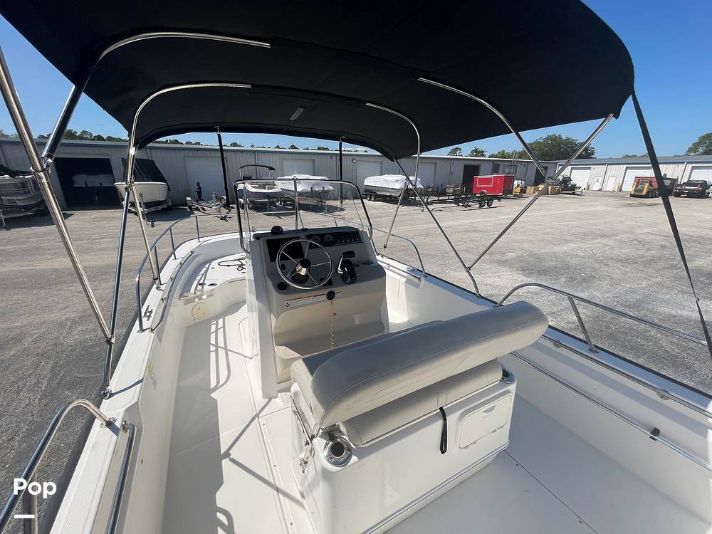 Slide: The Image of Boston Whaler 210 Montauk 2023 - 15354793