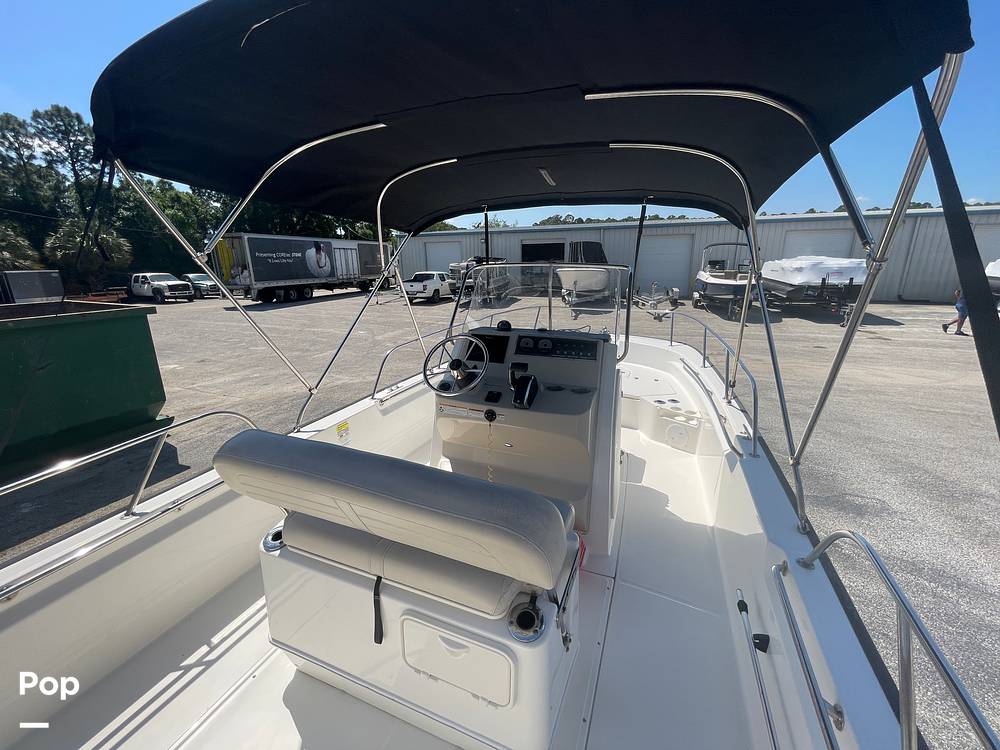 Slide: The Image of Boston Whaler 210 Montauk 2023 - 15354762