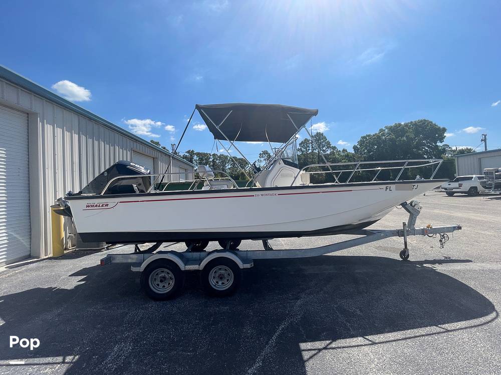Slide: The Image of Boston Whaler 210 Montauk 2023 - 15354783
