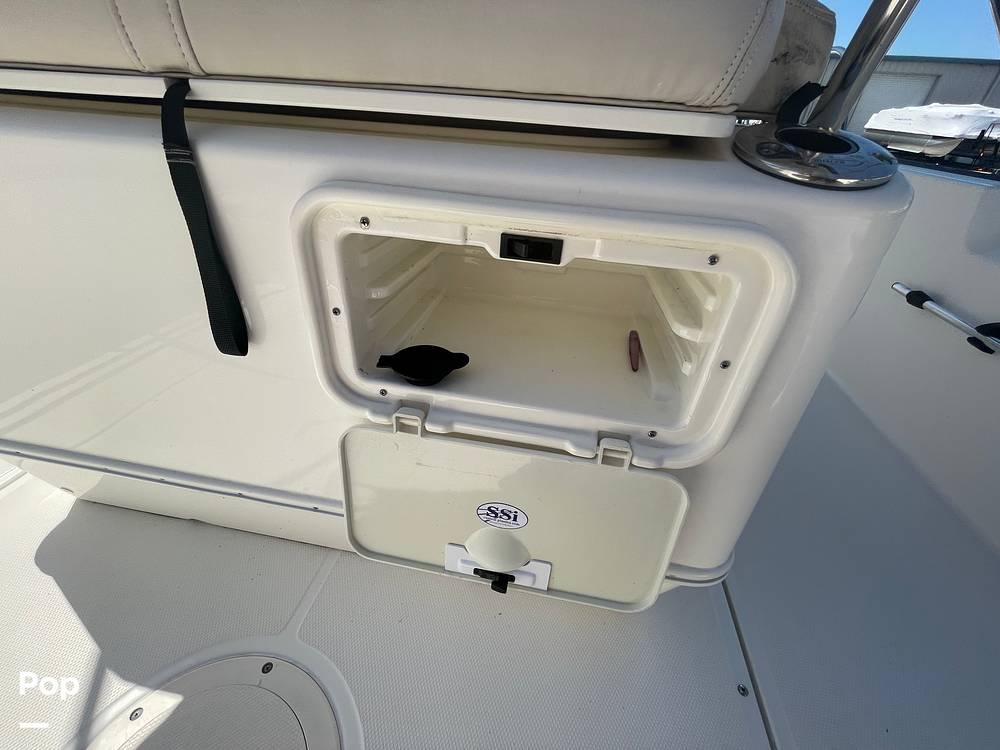 Slide: The Image of Boston Whaler 210 Montauk 2023 - 15354798