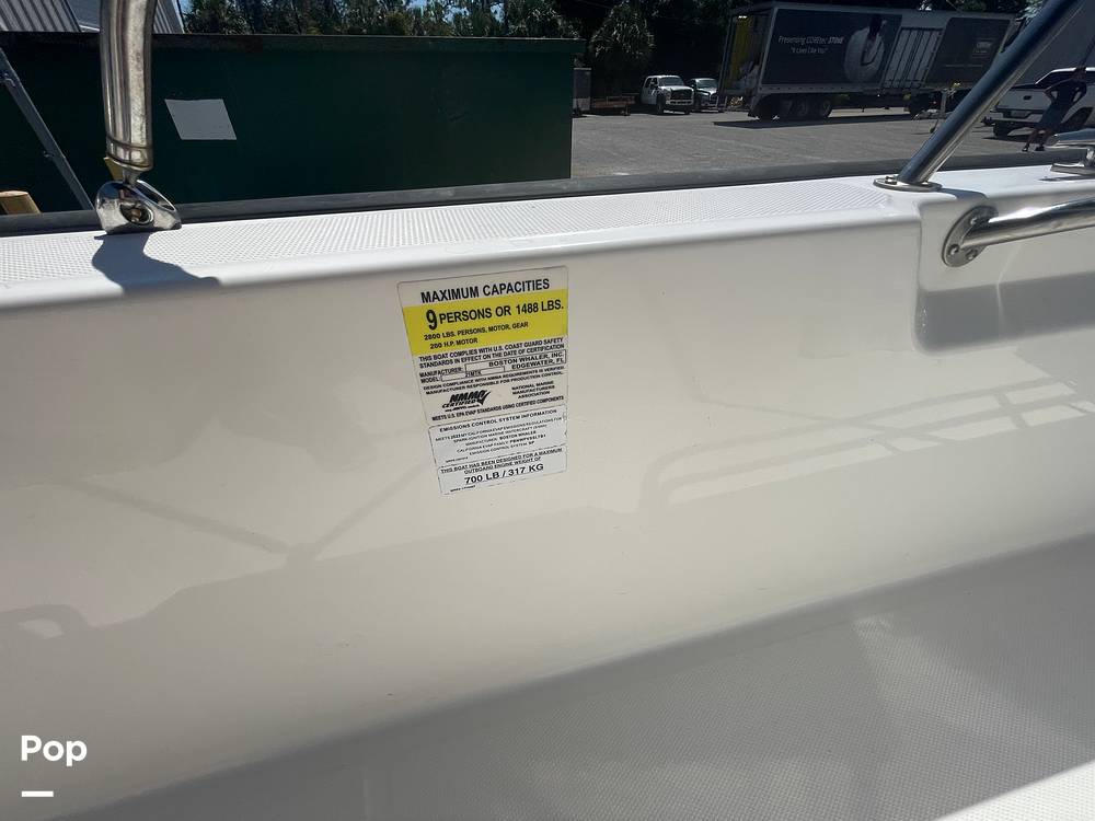 Slide: The Image of Boston Whaler 210 Montauk 2023 - 15354806