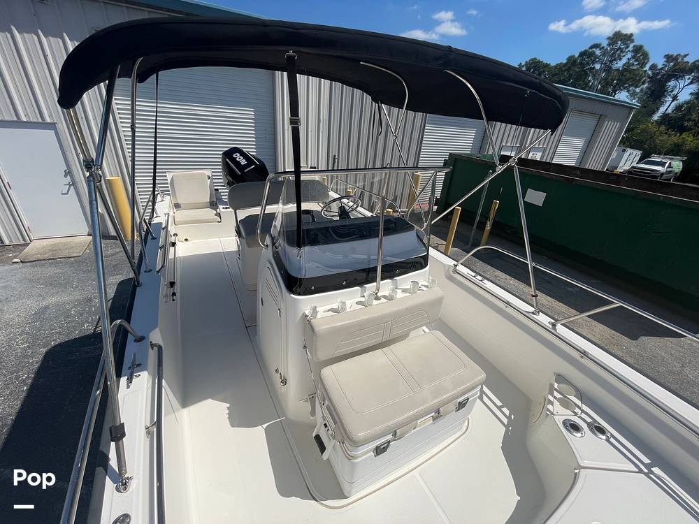 Slide: The Image of Boston Whaler 210 Montauk 2023 - 15354817