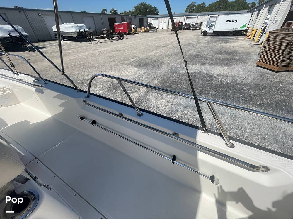 Slide: The Image of Boston Whaler 210 Montauk 2023 - 15354799