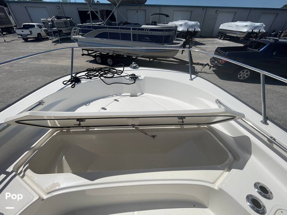Slide: The Image of Boston Whaler 210 Montauk 2023 - 15354813